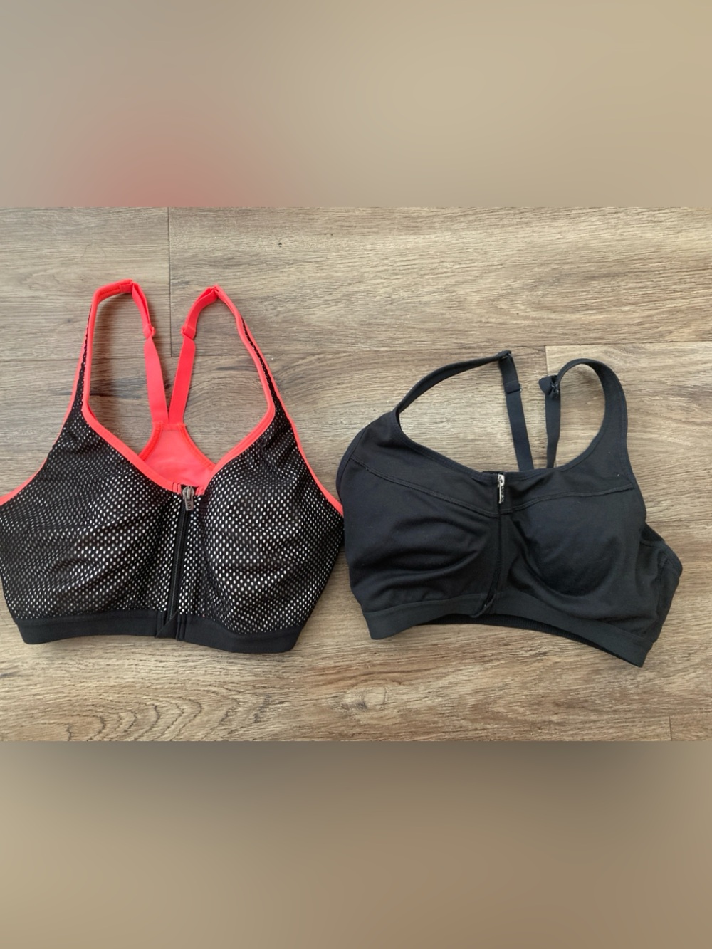 Victoria’s Secret Sport Neon Coral & Black Front-Zip Sports Bra Set Sz 34 C